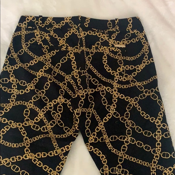 Michael Kors pants!💛🖤 - Picture 3 of 4